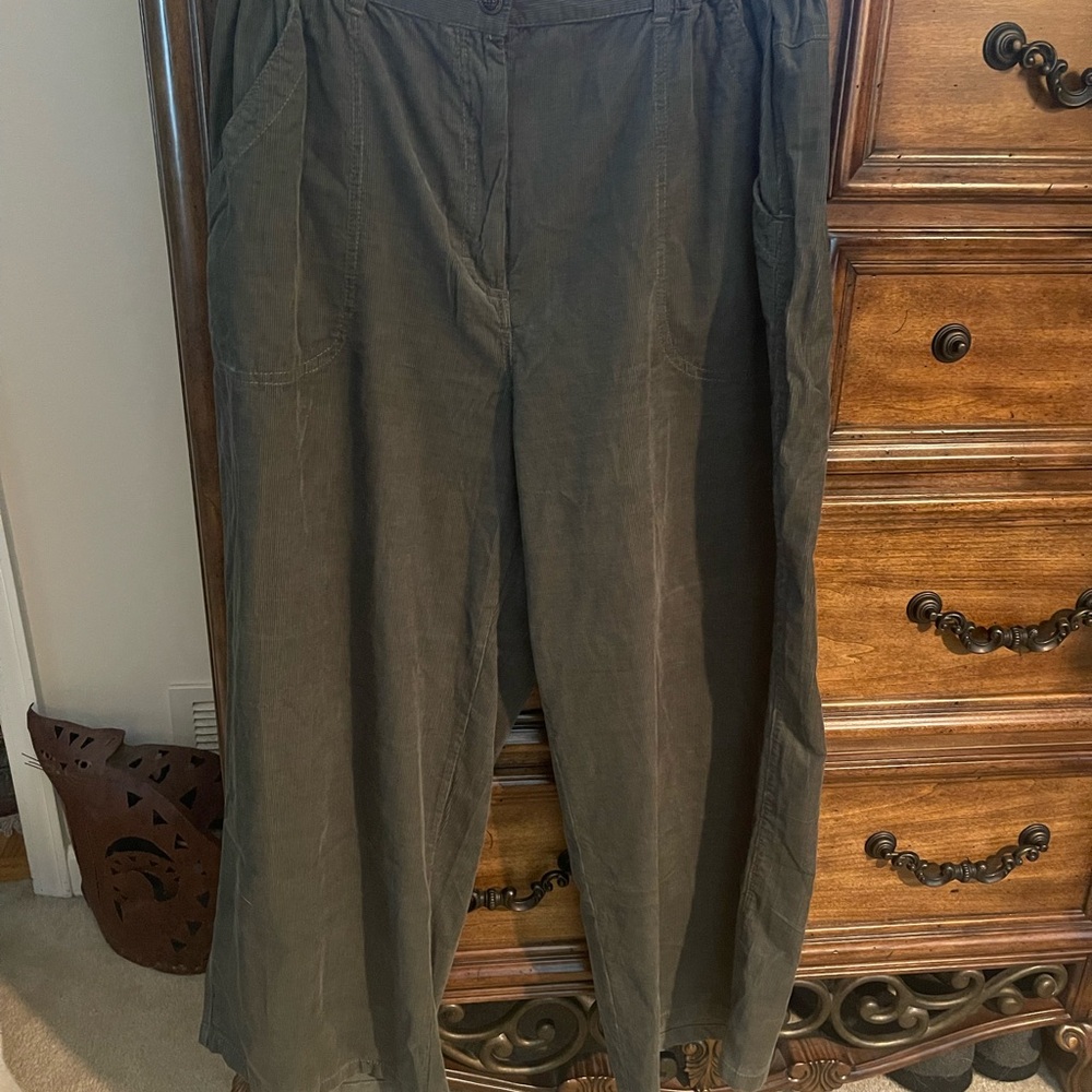 Women’s Olive Green Corduroy Pants